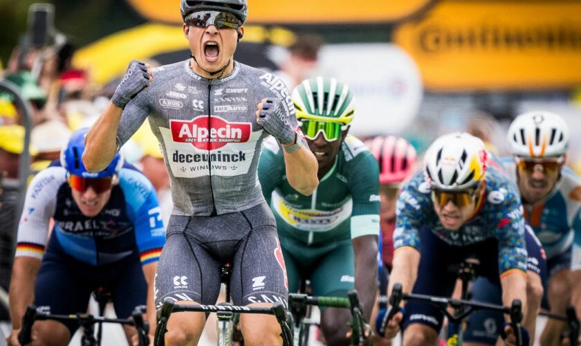 Tour de France 2024 : Jasper Philipsen remporte un sprint de costauds à Pau... Revivez la 13e étape