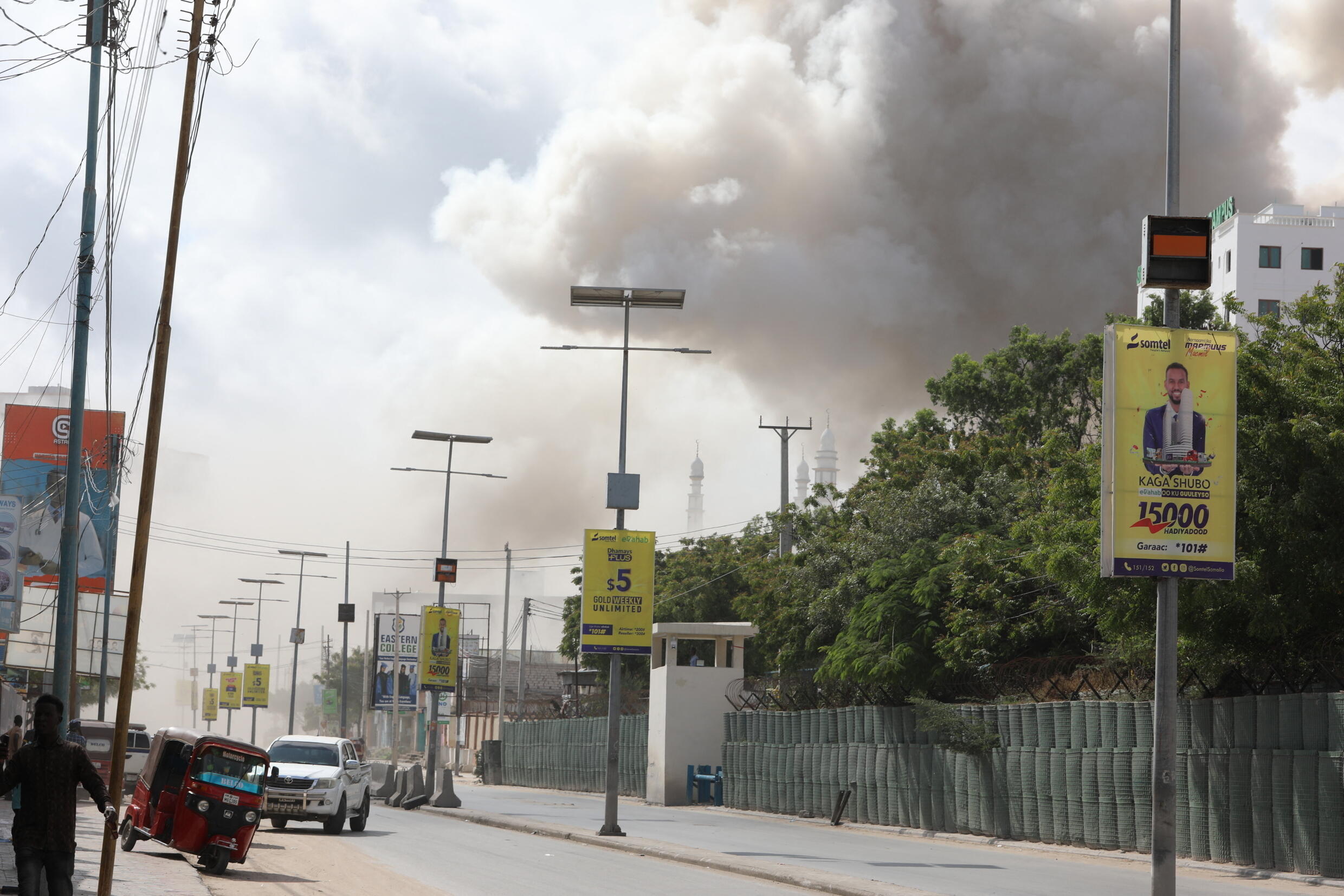 Somalie : un attentat à la voiture piégée fait plusieurs morts dans un café de Mogadiscio