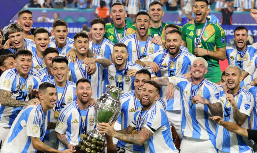 Dans le chaos et malgré Messi blessé, l'Argentine remporte la Copa America