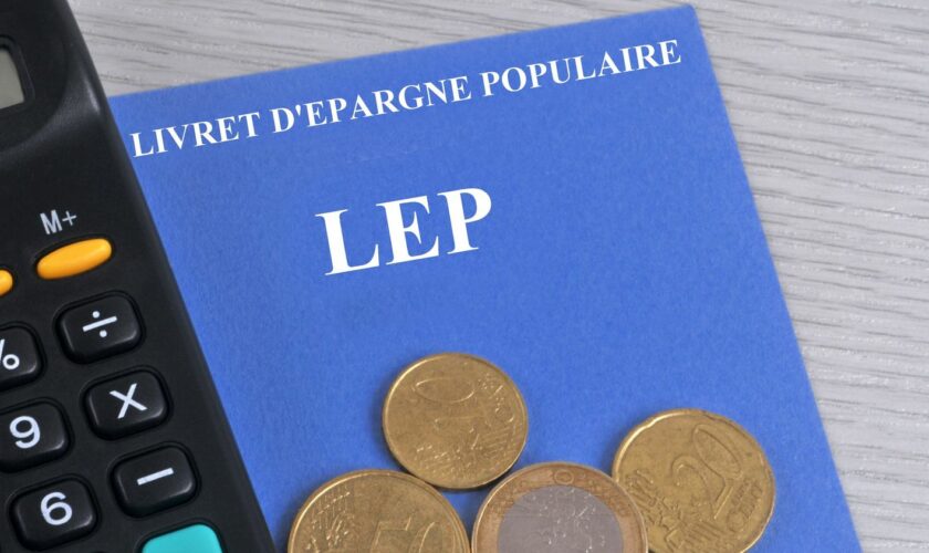 L'épargne des Français signe une année 2023 "exceptionnelle" avec 935,5 milliards d'euros