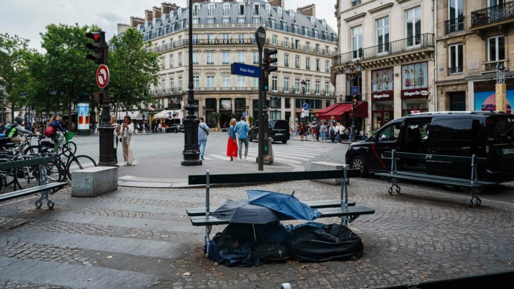 So skrupellos werden Obdachlose vor Olympia von den Straßen verdrängt