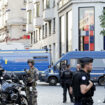 Un policier blessé au couteau sur les Champs-Élysées, l’assaillant « neutralisé » par la police