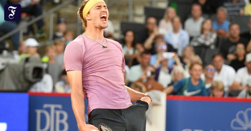 Tennis in Hamburg: Zverev gewinnt trotz Ärger über „Schande“