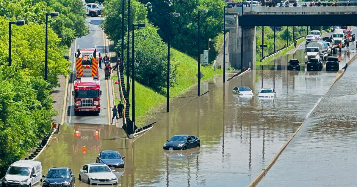 “Nous n’étions pas préparés” : des pluies diluviennes ont semé le chaos à Toronto