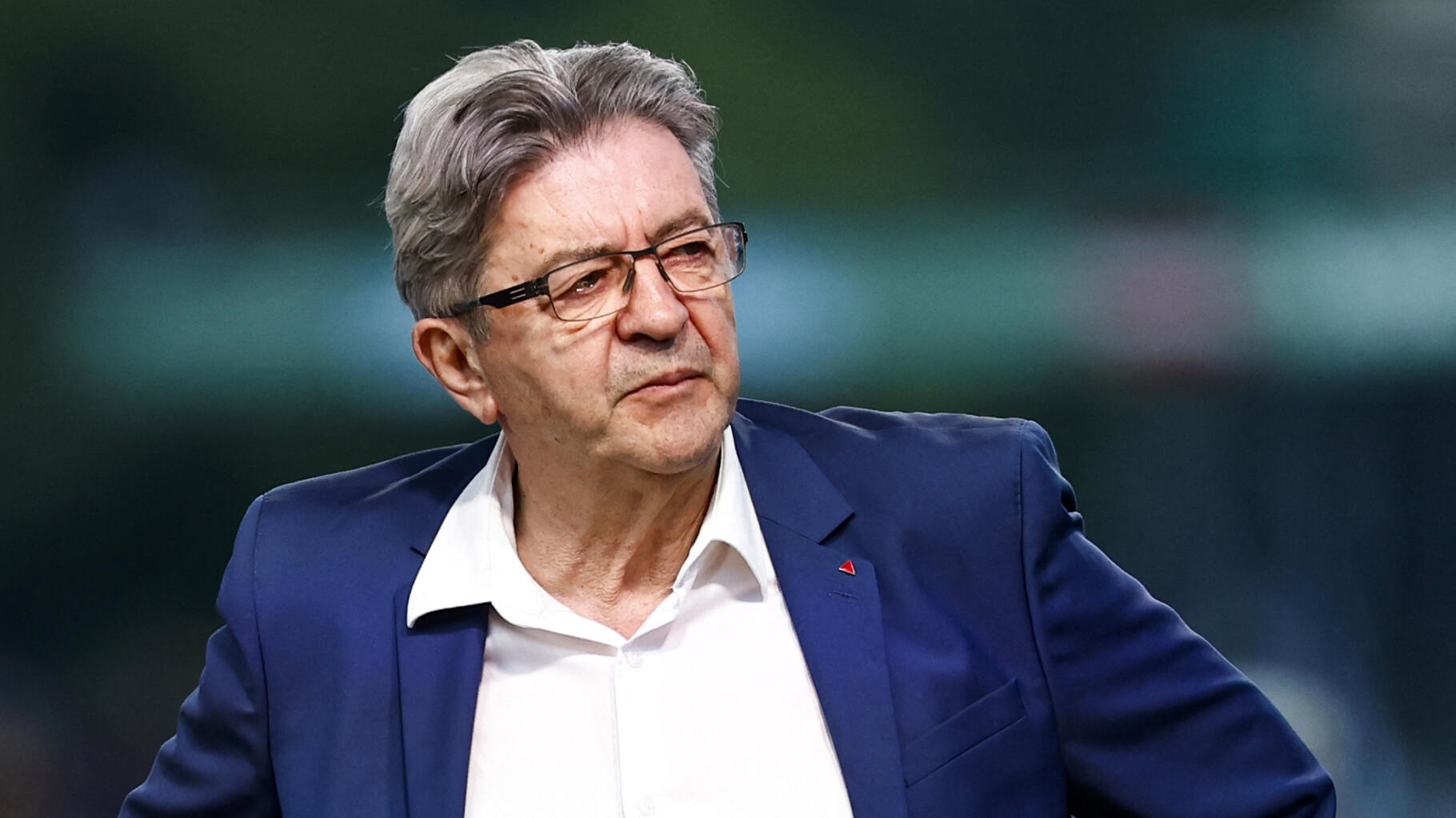 Après les législatives, Mélenchon imagine la démission de Macron et un duel contre Le Pen