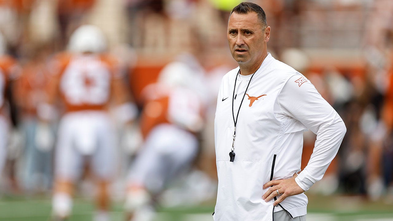 Texas' Steve Sarkisian, wife Loreal jointly announce plan to divorce: 'We aim to remain the best of friends'