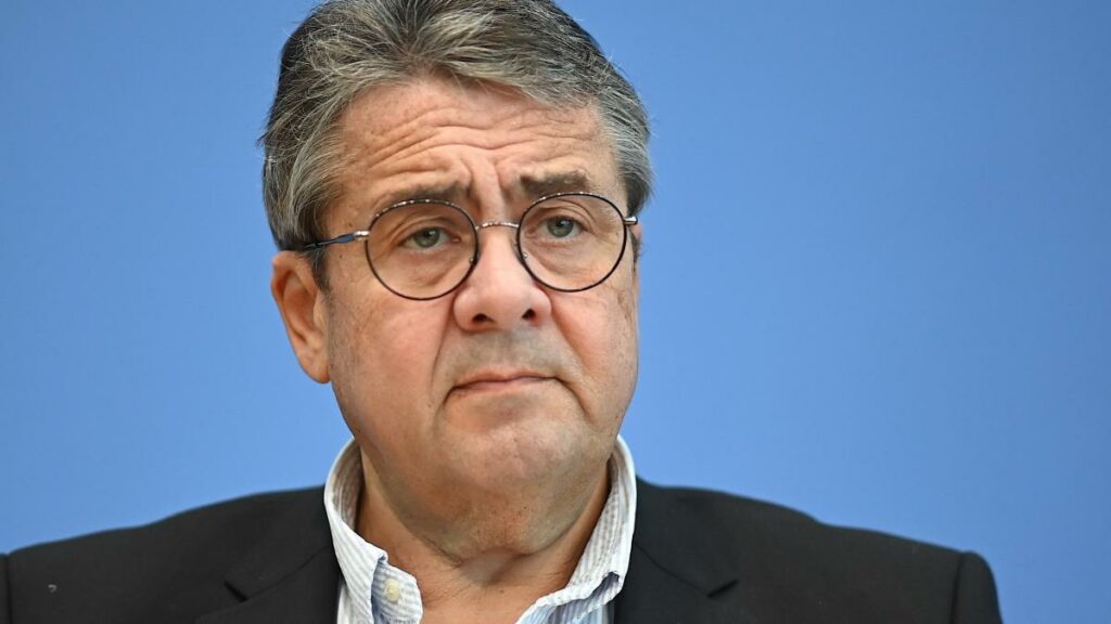 „Es wird einfach entschieden“, klagt Sigmar Gabriel über US-Waffen in Deutschland