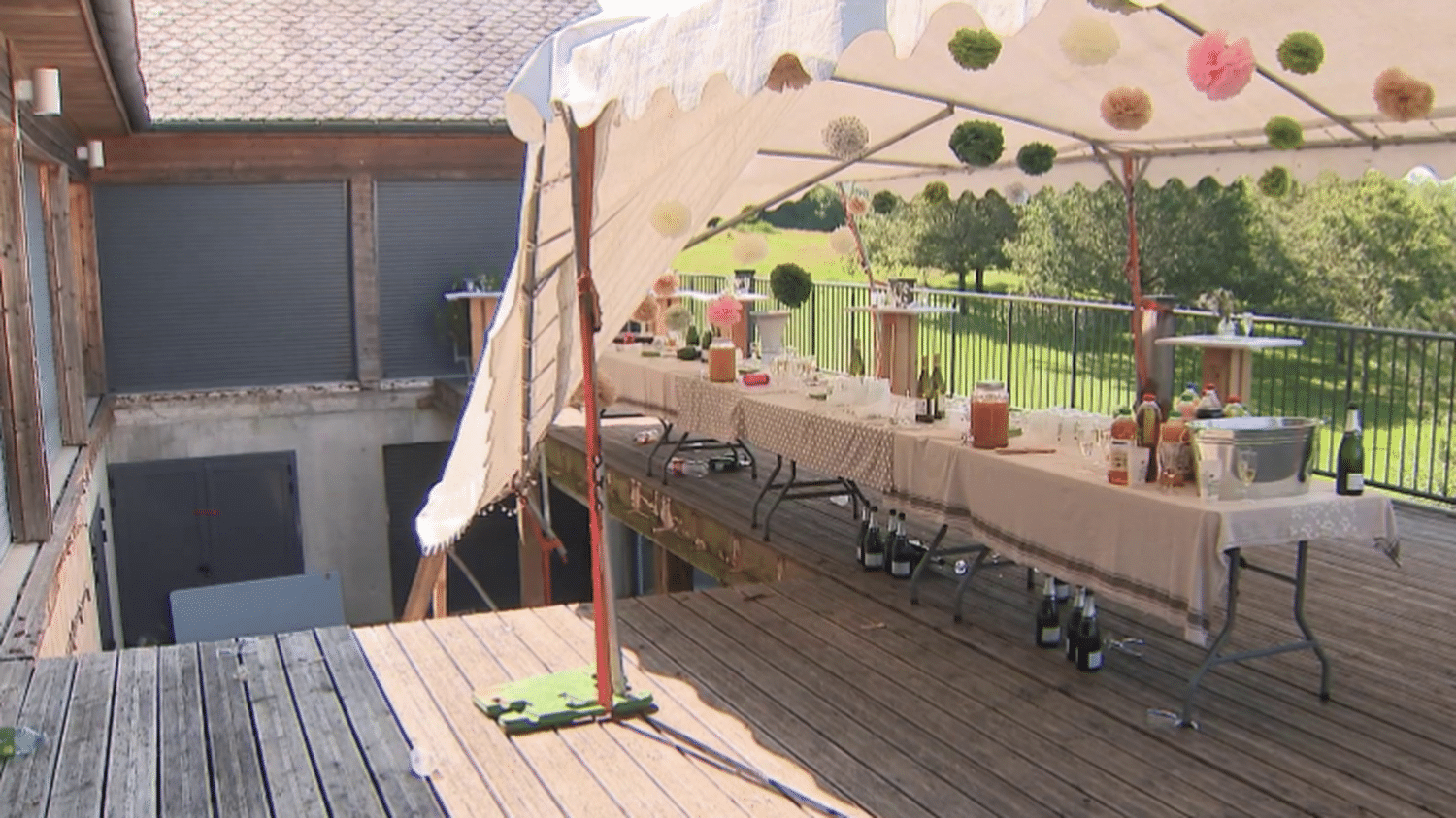 Cantal : l'effondrement d'une terrasse fait un mort et 39 blessés