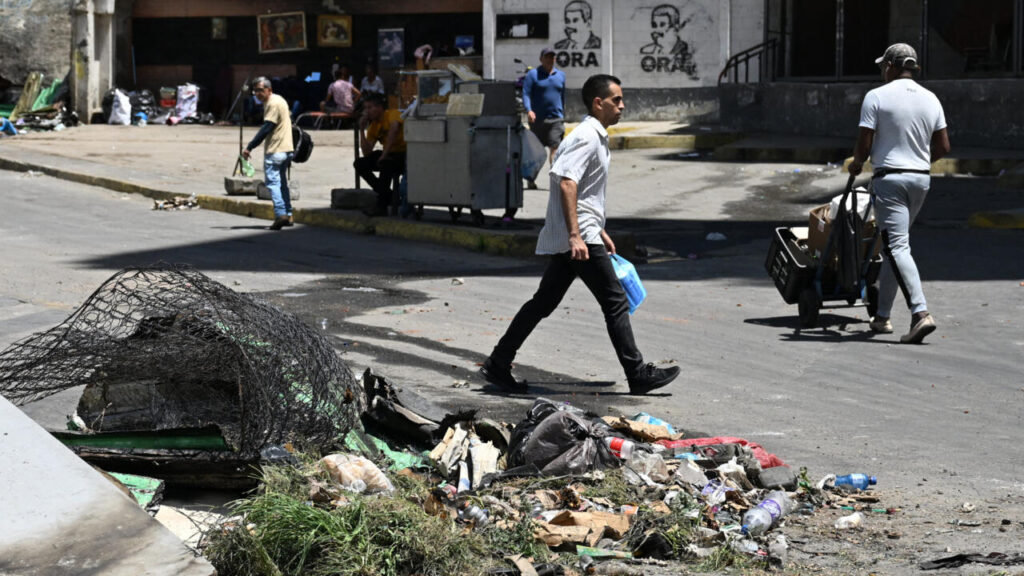 Venezuela : plusieurs morts, des centaines d'arrestations et de nouvelles manifestations en vue