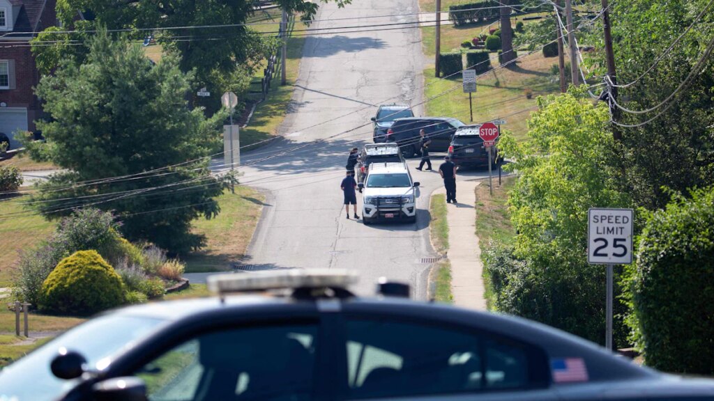 Attentat auf Donald Trump: Berichte: Sprengstoff im Wagen des Täters gefunden