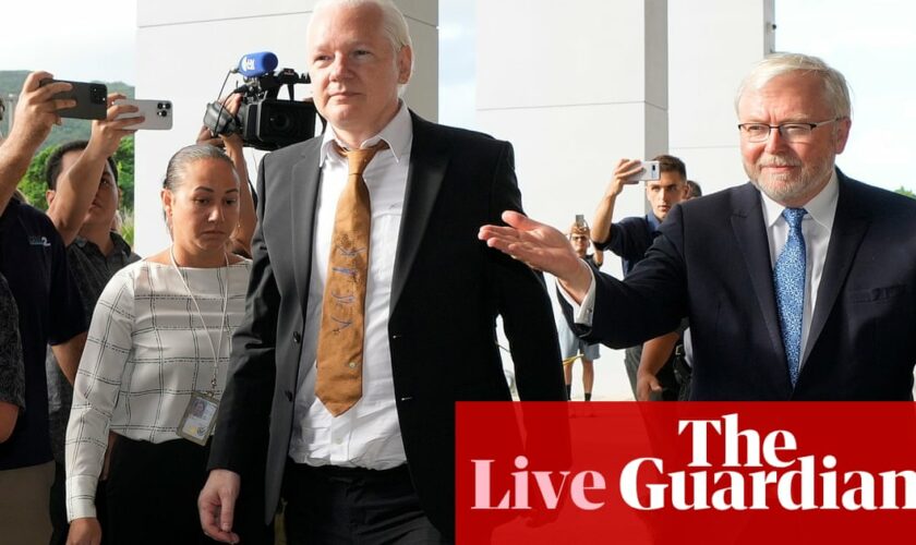Australia news live: cost to taxpayers of Assange’s freedom flight revealed; urgent health warning for offshore detainees