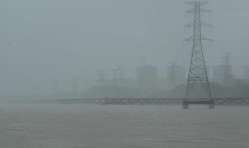 Chine : le typhon Gaemi provoque l’évacuation de 300 000 personnes, pas de victime signalée