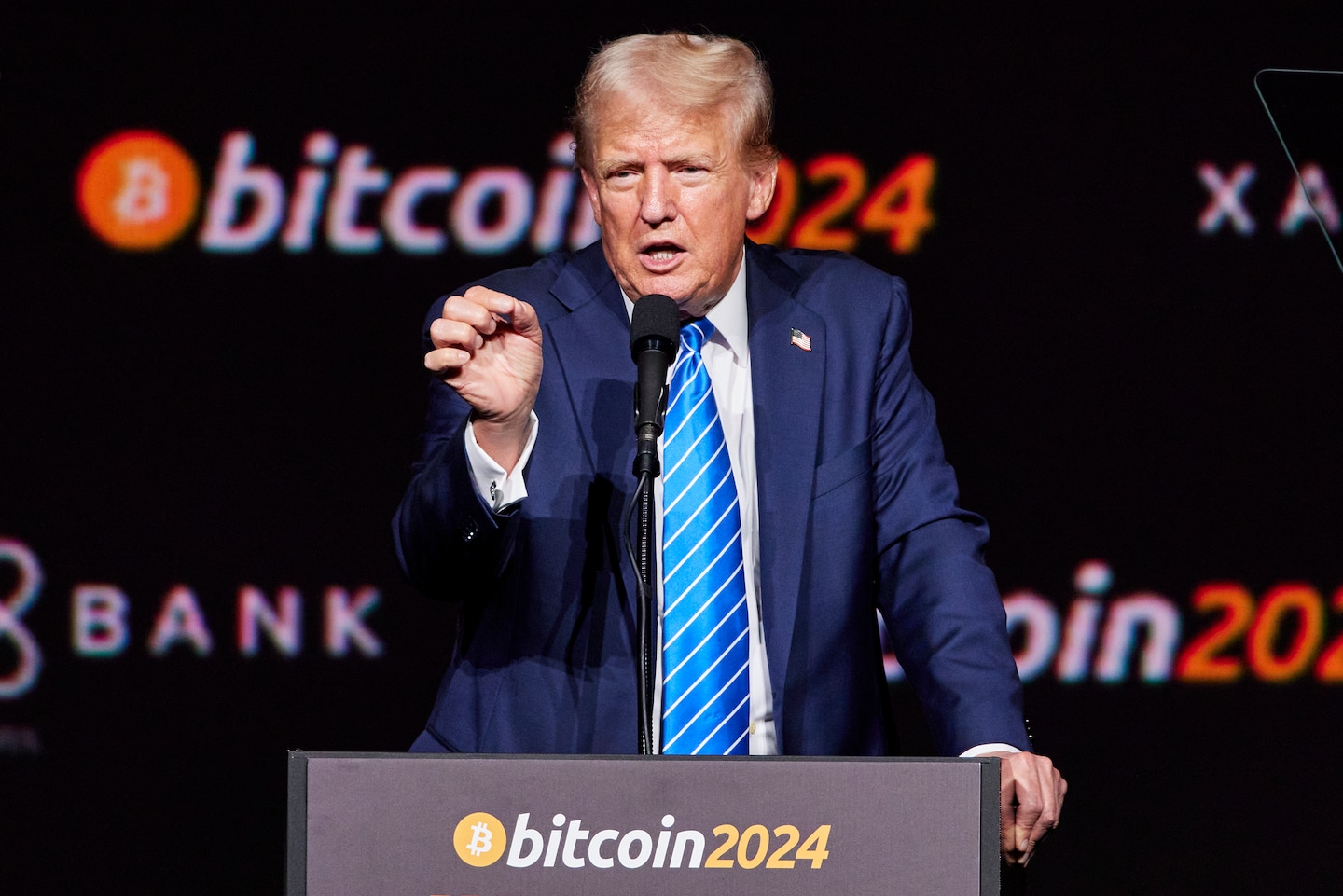 Crypto fanatics flock to Trump, hoping to ‘make bitcoin great again’