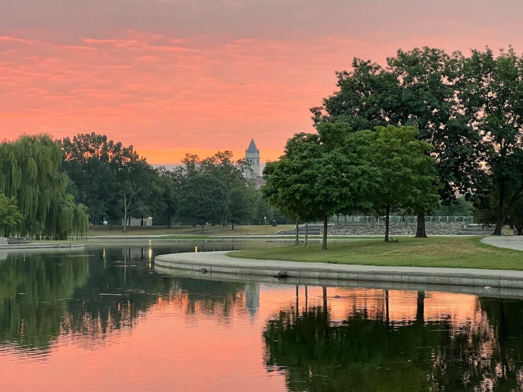 D.C.-area forecast: Shower and storm chances today and tomorrow, then drier and less humid