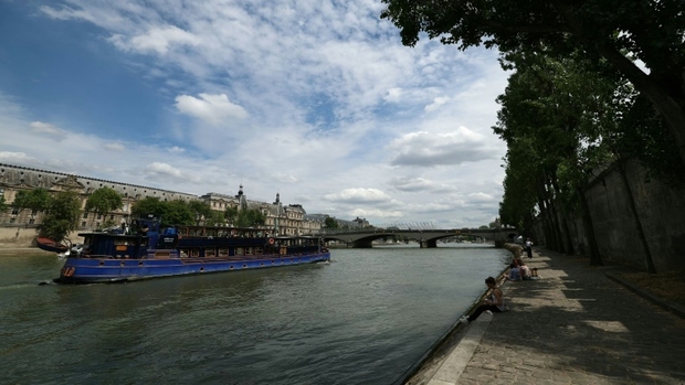 Double fête: Jour J pour Paris, qui accueille la flamme un 14 juillet