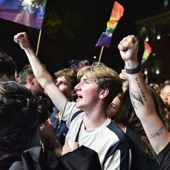 El 80% de los jóvenes franceses vota a los extremos: "Hay miedo, esperanza y mucho asco"