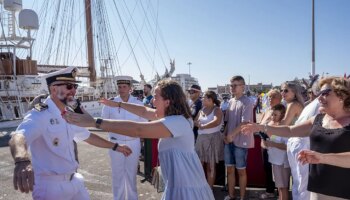 El buque escuela Elcano regresa a Cádiz del viaje previo al embarque de la princesa Leonor
