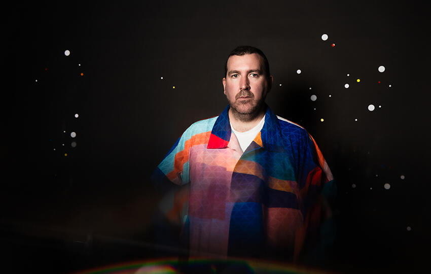 Joe Goddard (Hot Chip) dévoile un “Harmonics” foutraque mais euphorique