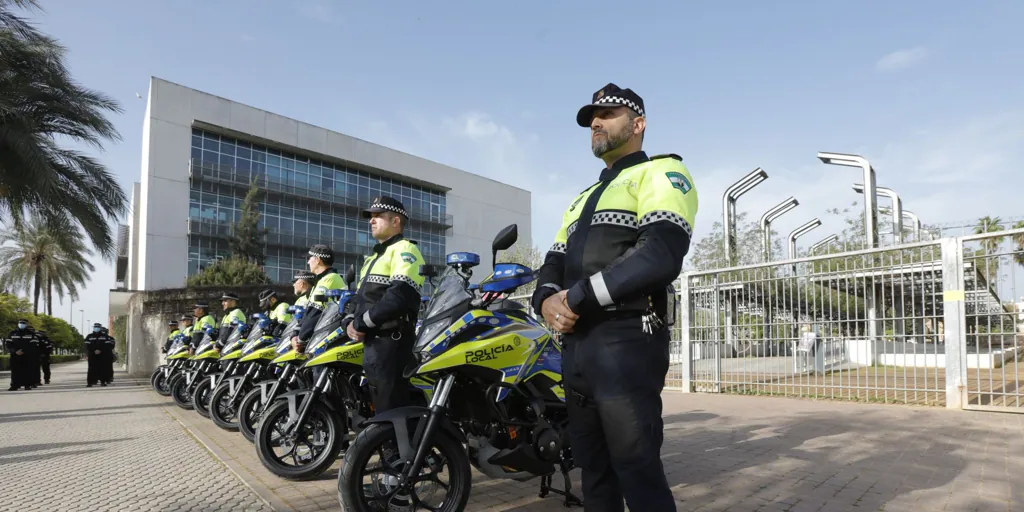 La Policía Local aplaza sus protestas tras la reunión con el Ayuntamiento de Sevilla