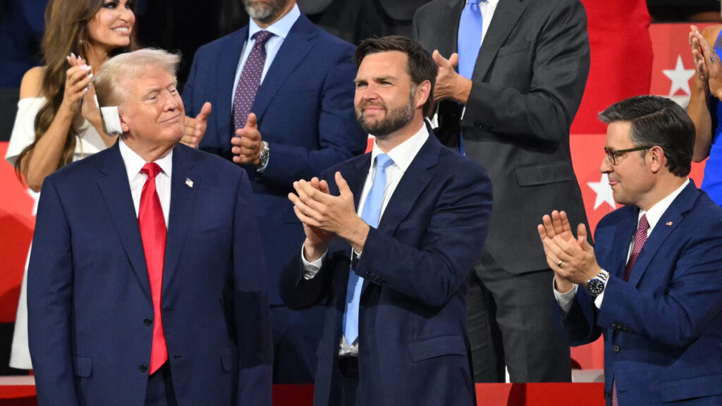 La barbe du colistier de Donald Trump le fait déjà entrer dans l'histoire