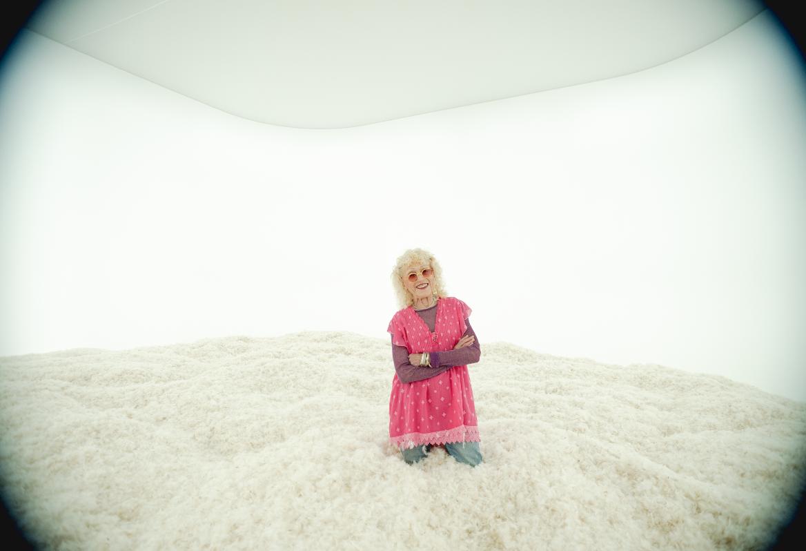 L’artiste féministe Judy Chicago à l’honneur au LUMA d’Arles