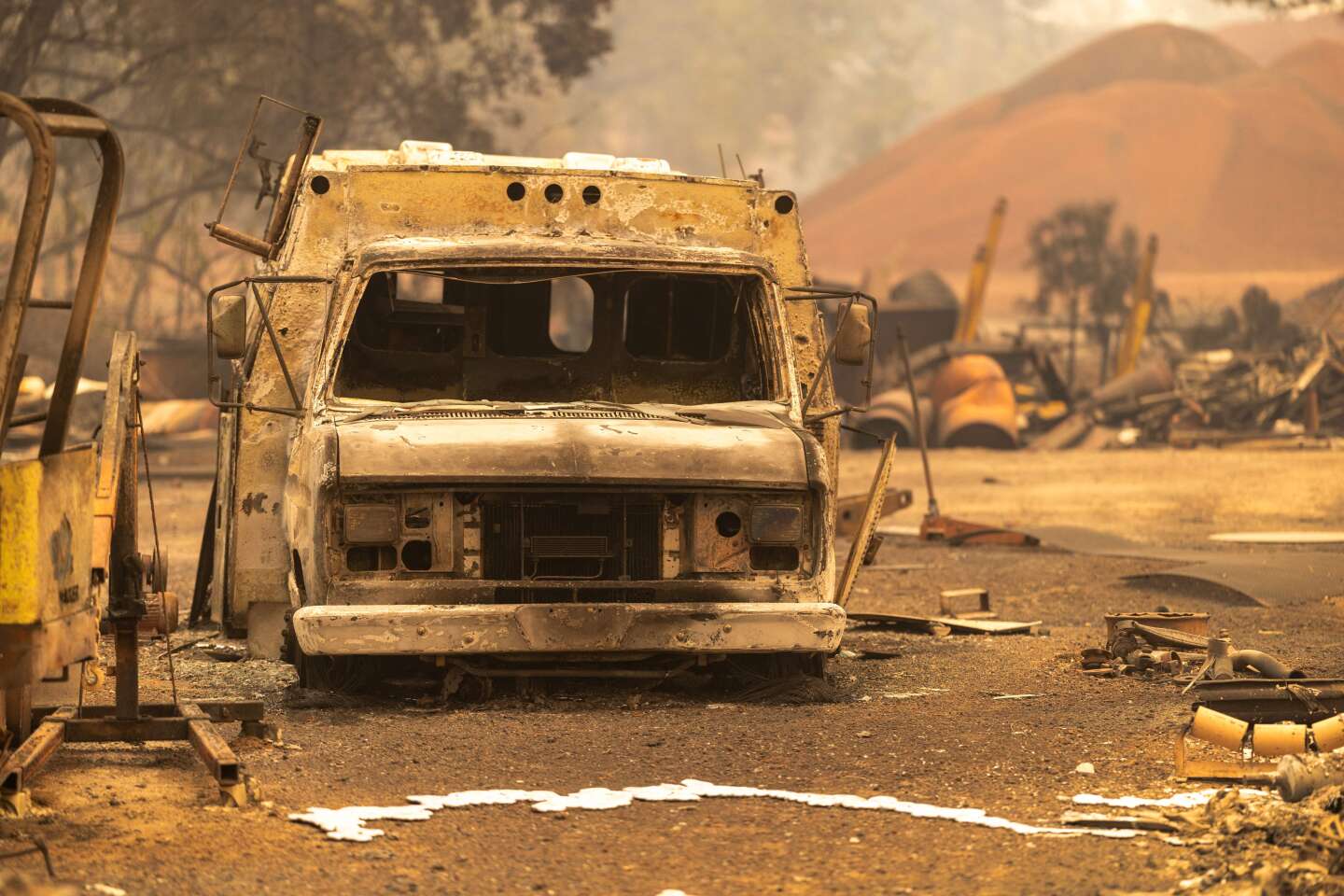 Le nord de la Californie touché par un mégafeu, près de 350 000 hectares ont brûlé