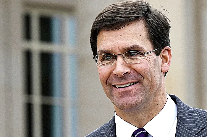 Mark Esper, secretario de Defensa con Donald Trump: "Vance pertenece a una nueva generación, que es lo que la gente quiere"