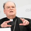 Der Augsburger Bischof Bertram Meier hat eine neue Missbrauchsbeauftragte ernannt. (Archivbild) Foto: Nicolas Armer/dpa