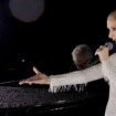 Olympia: Und dann steht Céline Dion plötzlich auf dem Eiffelturm