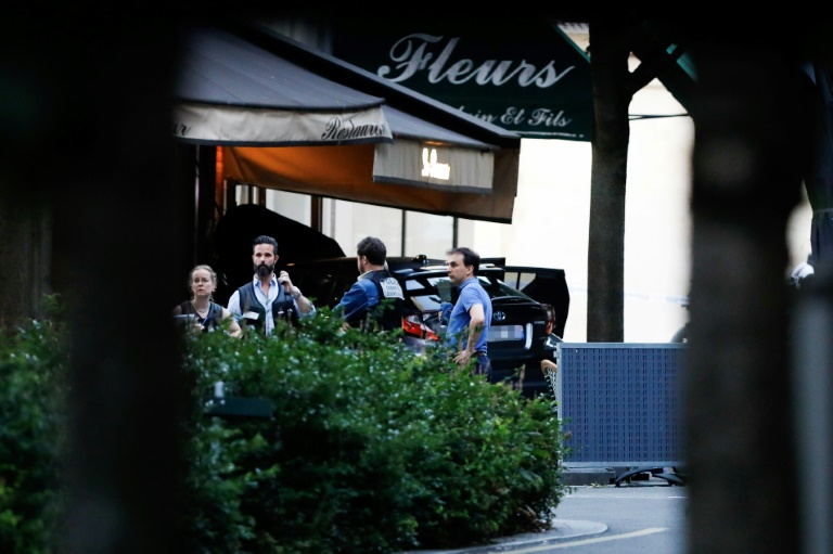 Paris: La piste de l'accident privilégiée après l'accident en terrasse