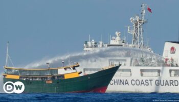Philippines and China reach South China Sea 'arrangement'