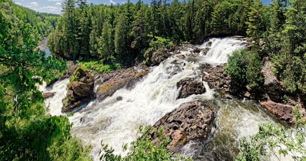 Plongée dans l'Outaouais, la région préservée du Québec