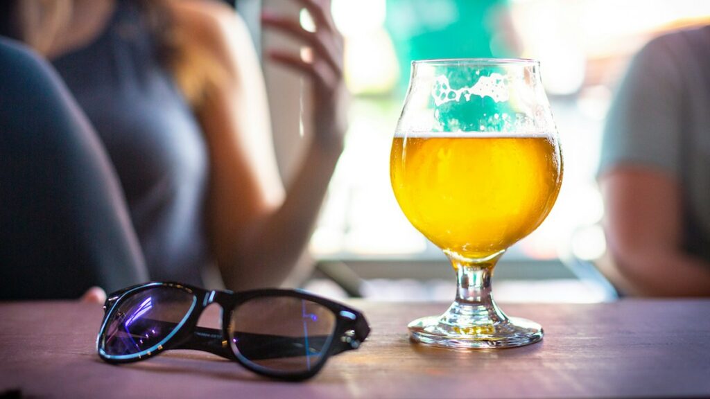 Pourquoi ne faut-il surtout pas laisser sa bière au soleil?