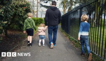 Pressure growing to scrap two-child benefit limit