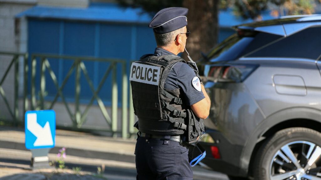 Se prendre une balle dans le ventre avec un gilet pare-balles, ça fait mal?