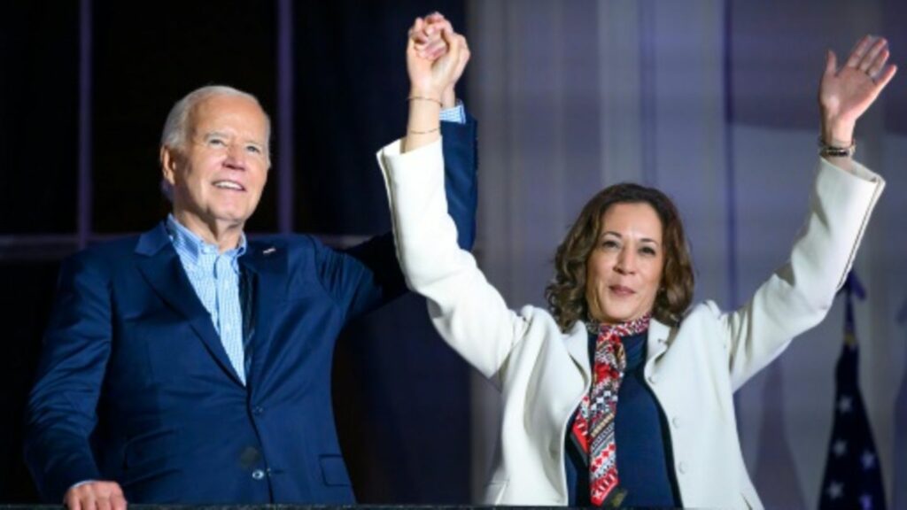 Joe Biden und Kamala Harris am 4. Juli in Washington