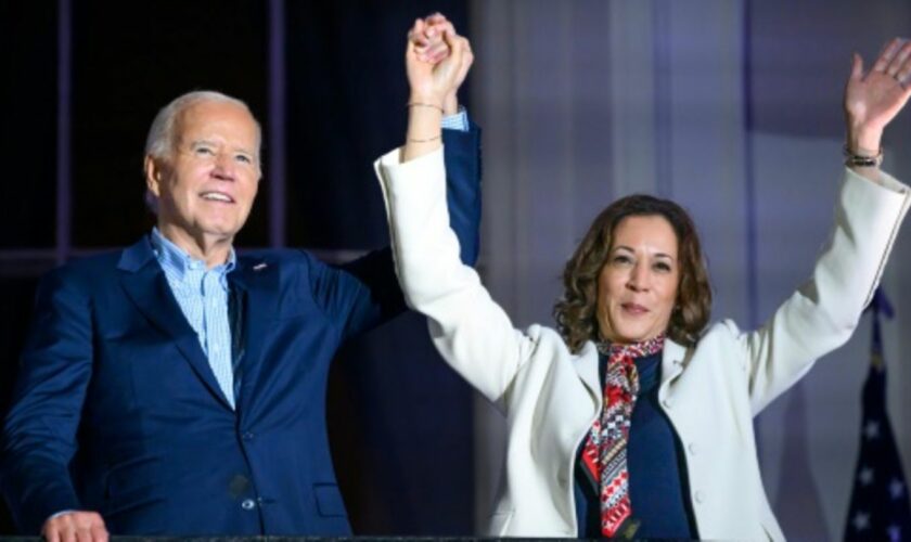 Joe Biden und Kamala Harris am 4. Juli in Washington