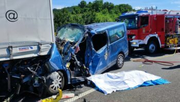Slovénie: Deux Français dont un enfant morts dans l'accident de leur minibus