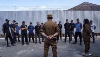 Ucrania libera a miles de presos a cambio de reclutarlos para la guerra contra Rusia