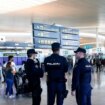 Un sindicato policial denuncia falta de efectivos en el aeropuerto de Barcelona en plena temporada estival