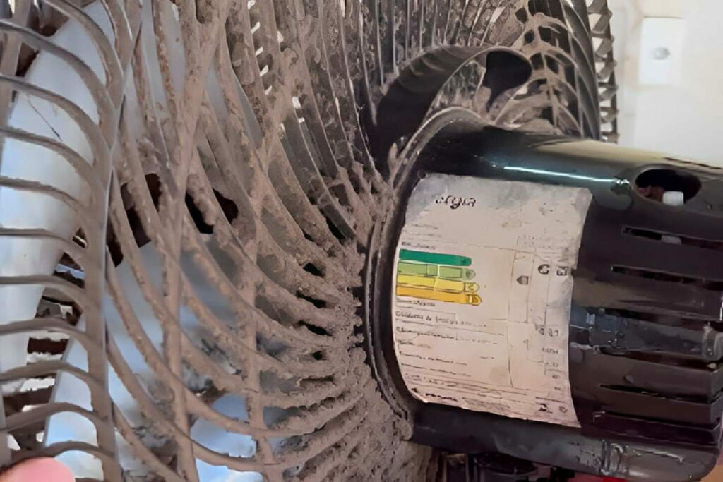 Nettoyer un ventilateur sans le démonter, c'est possible - deux ingrédients suffisent