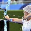 JO 2024 : la Française Lisa Barbelin qualifiée en quarts au tir à l'arc, le perchiste Armand Duplantis réussit son entrée... Suivez les épreuves de samedi