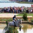 "On viendra une autre fois" : à Versailles, les touristes préfèrent les épreuves d'équitation des JO de Paris 2024 à la visite du château