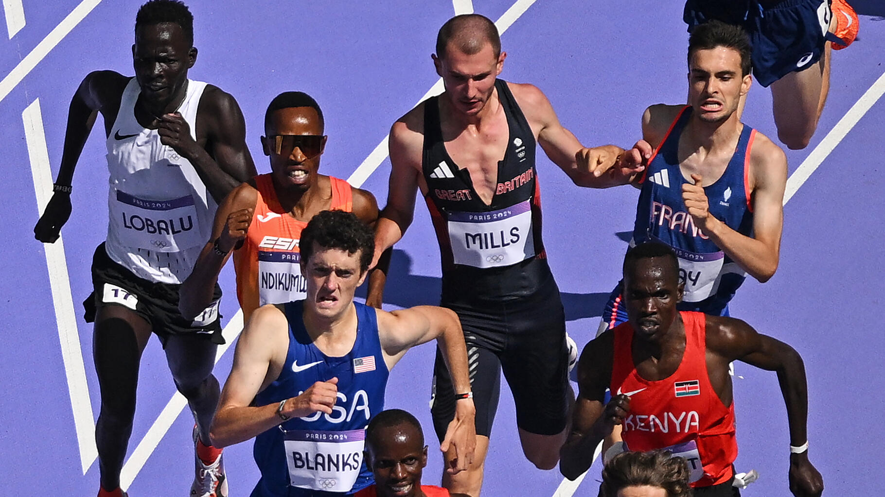 JO de Paris : Hugo Hay et George Mills ont bien failli en venir aux mains après une chute lors du 5000 mètres