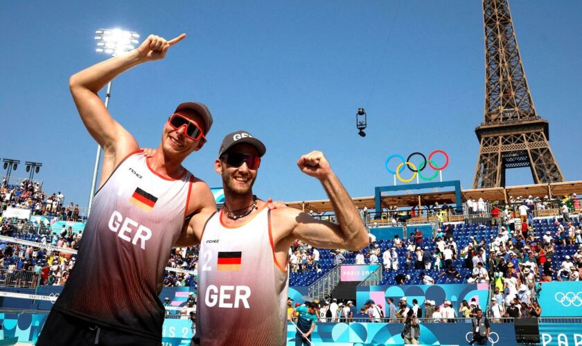 Olympische Spiele 2024: Deutsche Beachvolleyballer erreichen Olympia-Finale