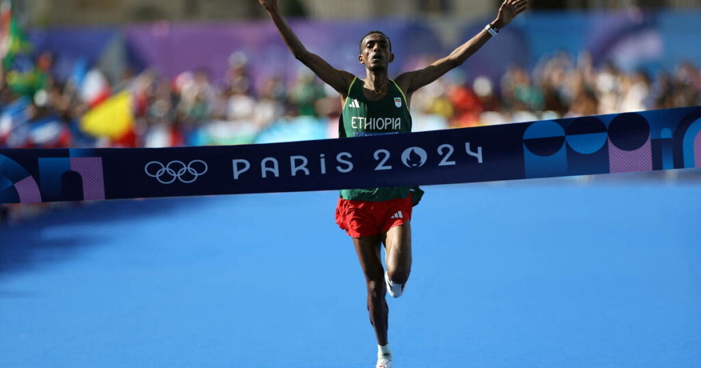 EN DIRECT - JO 2024: l’Ethiopien Tamirat Tola s’offre un marathon et un record olympique atypique, Kipchoge abandonne au 31e kilomètre