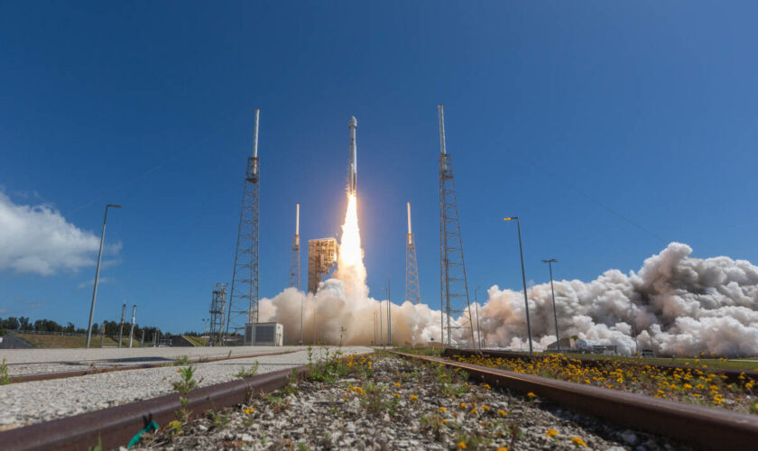 Deux astronautes coincés dans l’espace : comment sont-ils arrivé là (et pourquoi il ne sont pas près de rentrer) ?