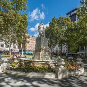 Une femme et une enfant poignardées en plein cœur de Londres