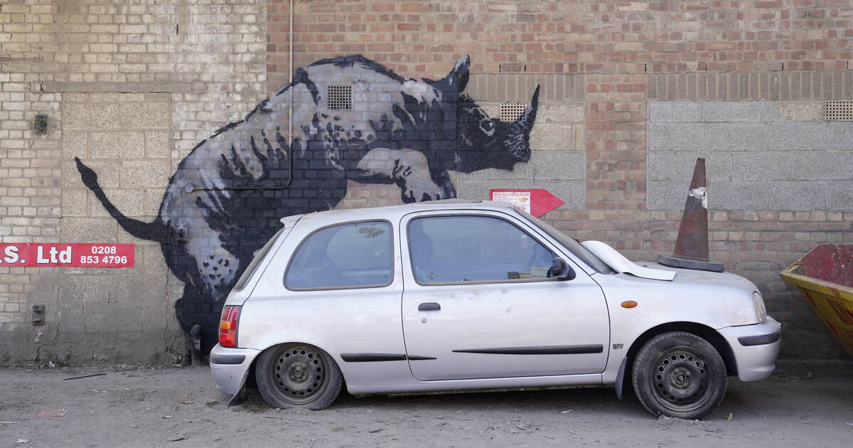 EN IMAGES - Chèvre, piranha et éléphant : à Londres, le drôle de bestiaire de Banksy