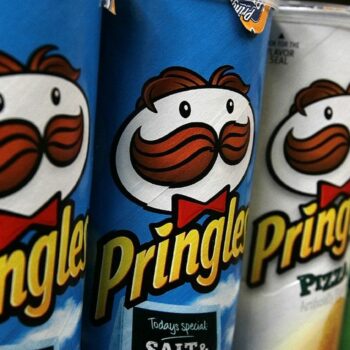 Le géant des barres chocolatées Mars achète le groupe de Pringles et Kellogg's pour près de 36 milliards de dollars